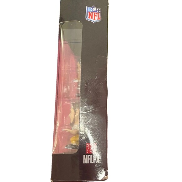 Big Shot Ballers NFL Series 3 Collectible Superstar Minifig Set of 7 New In Box - Picture 4 of 13